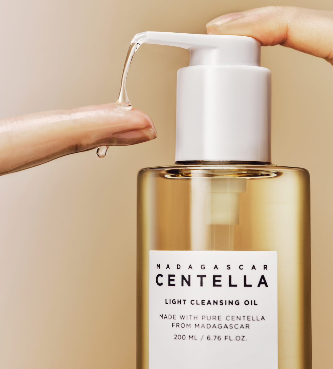 SKIN 1004 โ Madagascar Centella Light Cleansing Oil