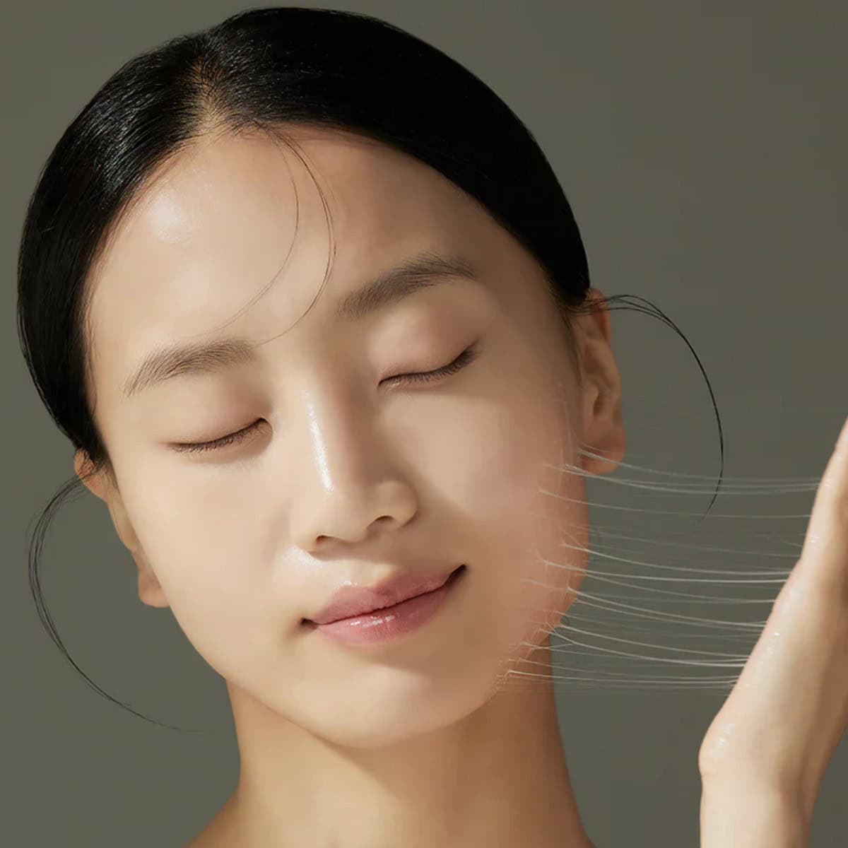 JUMISO - Snail Mucin 95 + Peptide Facial Essence-140ml